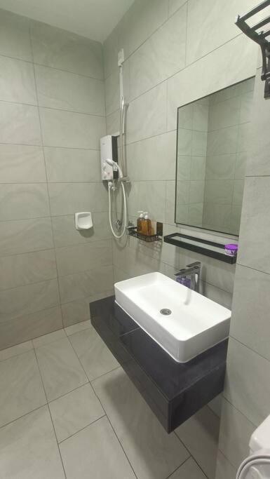 Sky Trees 4 Guests High Floor Smart Tv Garden View A1801 Apartment Johor Bahru Exterior photo